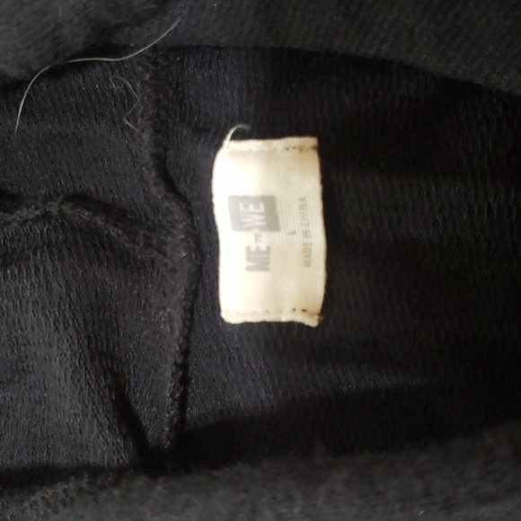 Me to We hooded sweater - Picture 3 of 3